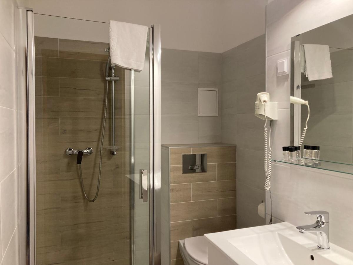 Karat Bed & Breakfast Warsaw Exterior photo